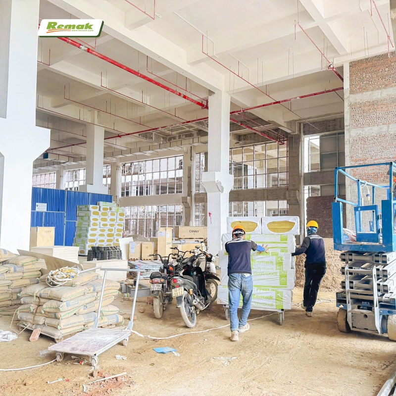 Bông Khoáng Remak® Rock wool – Giải Pháp Vật Liệu Cách Âm, Cách Nhiệt Số 1 Cho Dự Án Nhà Máy Sản Xuất Thiết Bị Mạng Hàng Đầu Thế Giới 7 Bông khoáng Remak an toàn cho sức khoẻ và có thể tái chế nên thân thiện với môi trường